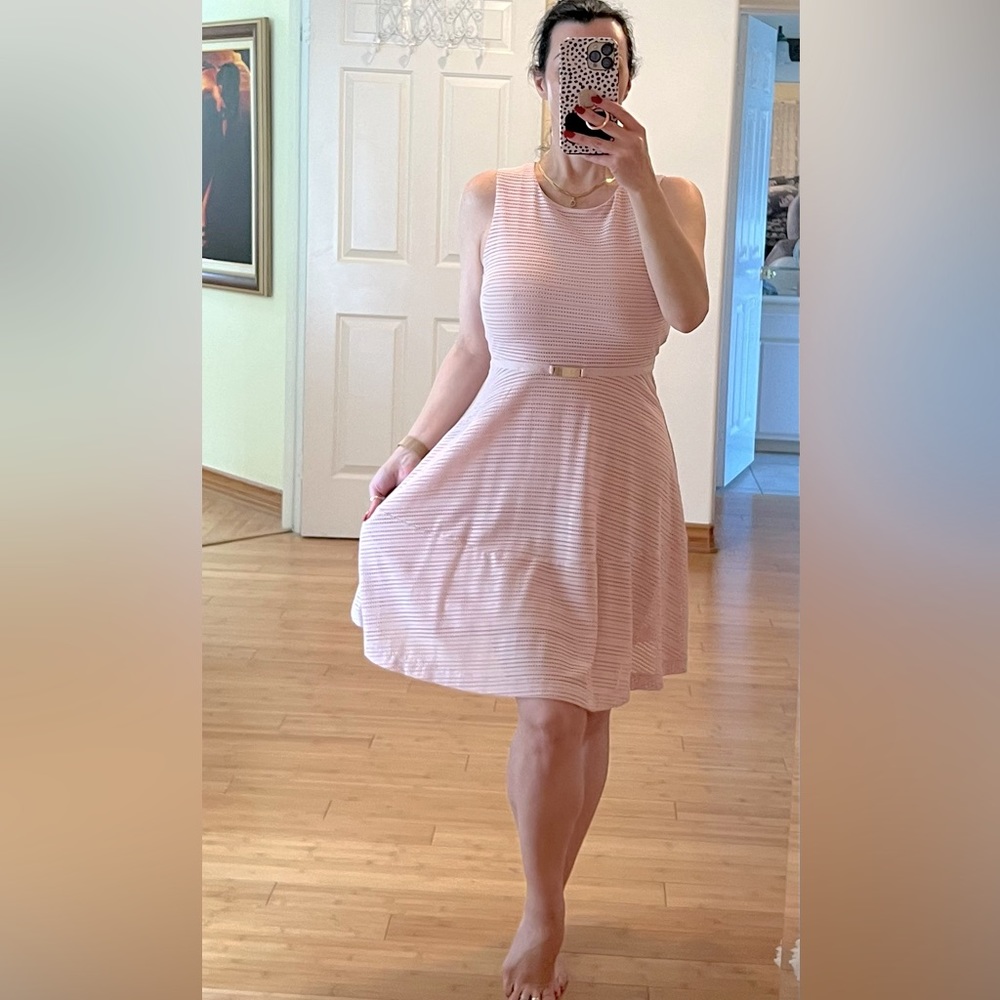 Size 6 Jennifer Lopez blush dress 🩷